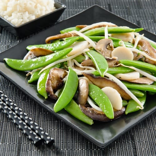 142. Chicken with Peapods & Water Chestnuts.
