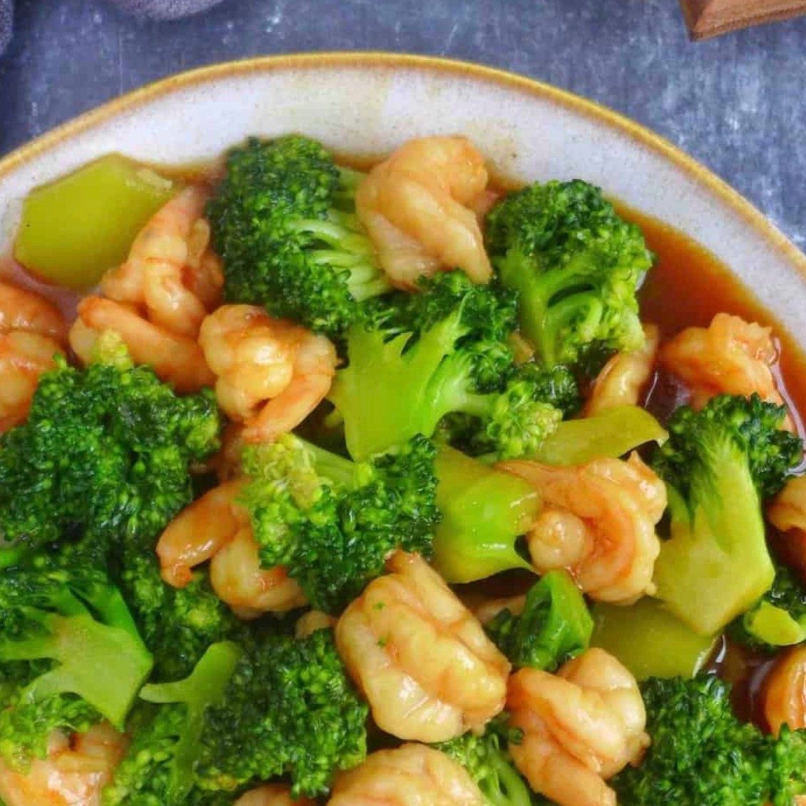52. Shrimp with Broccoli.