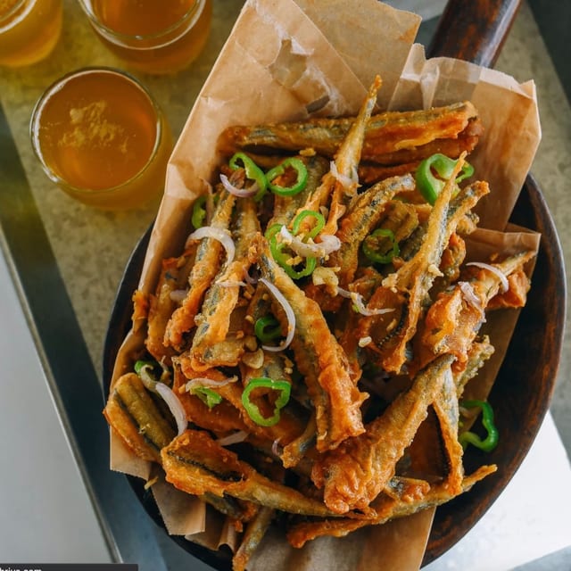 82. Spicy Salt & Pepper Smelt Fish 🌶️.