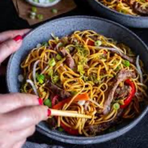 D50. Beef Lo Mein or Spaghetti Lo Mein 🥜.