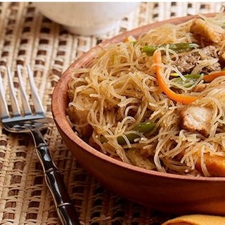 Pancit Bihon Combination (Party Tray)